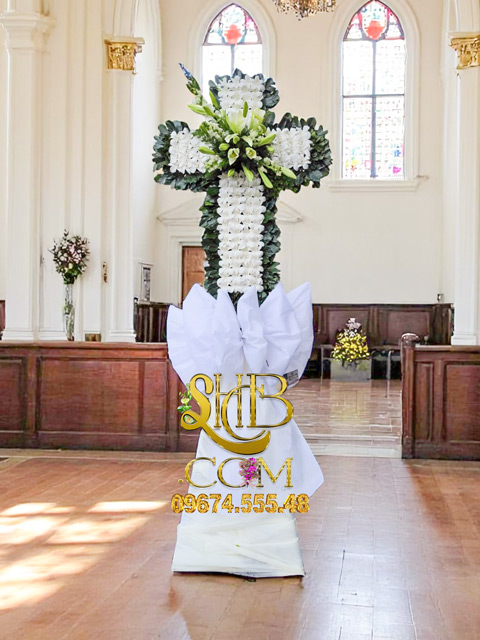 Kệ Hoa Chia Buồn Thánh Giá HT284