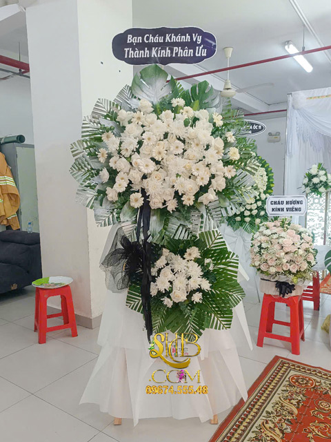 Kệ Hoa Chia Buồn HT291