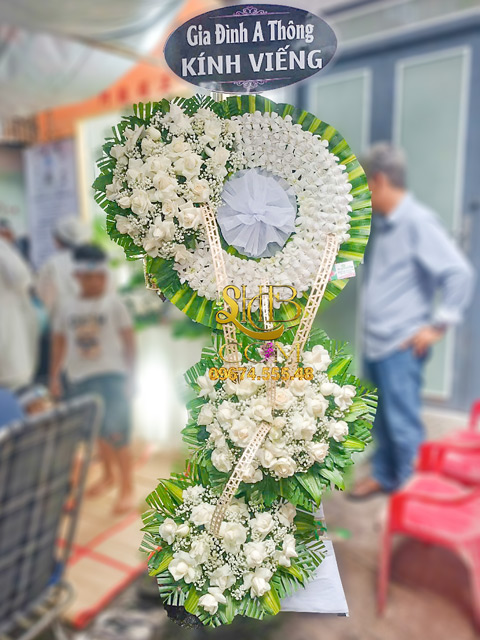 Kệ Hoa Chia Buồn 3 Tầng Sang Trọng CB299