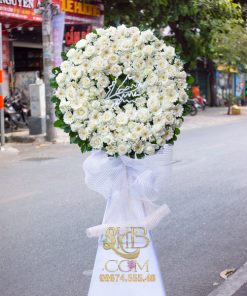 Kệ Hoa Hồng Trắng Chia Buồn HT997